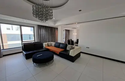 Apartment - 2 Bedrooms - 3 Bathrooms for rent in Seef - Capital Governorate