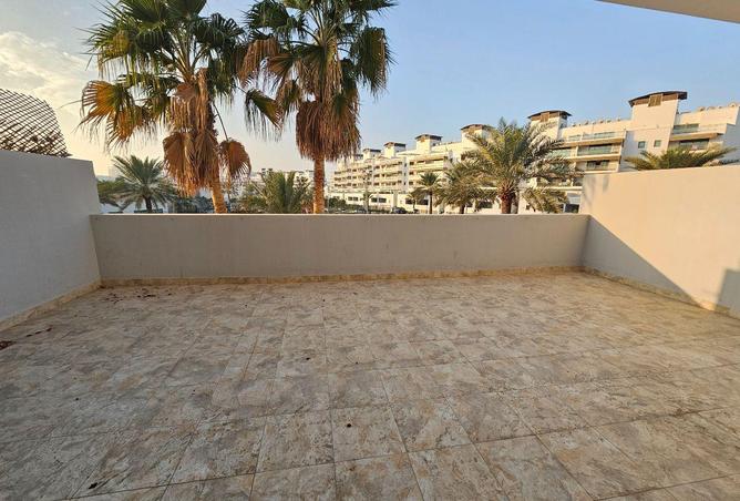 990020 - Property Image 2