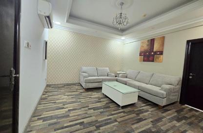 Apartment - 2 Bedrooms - 2 Bathrooms for rent in Seef - Capital Governorate