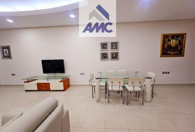 998730 - Property Image 3