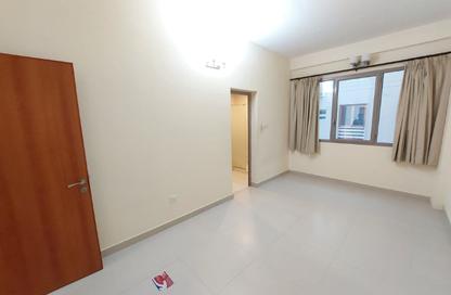 Apartment - 2 Bedrooms - 2 Bathrooms for rent in Hidd - Muharraq Governorate