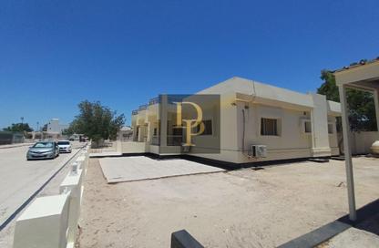 Villa - 4 Bedrooms - 4 Bathrooms for rent in Saar - Northern Governorate