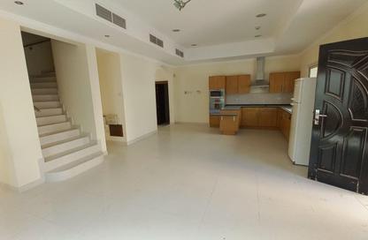 Villa - 3 Bedrooms - 5 Bathrooms for rent in Janabiya - Northern Governorate