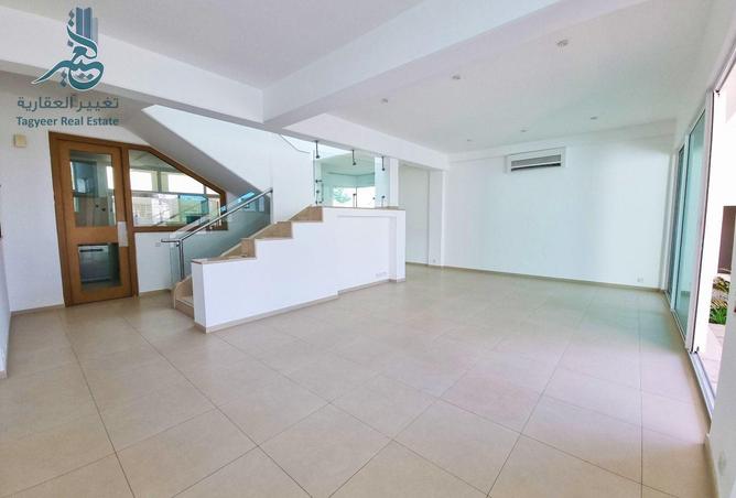 991650 - Property Image 2