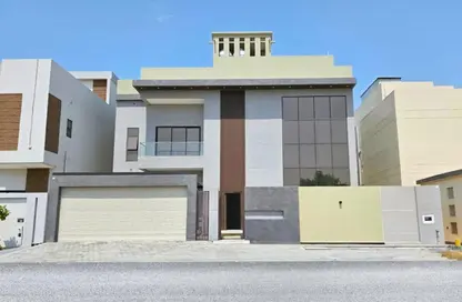 فيلا - 4 غرف نوم - 6 حمامات للبيع في سار - المحافظة الشمالية