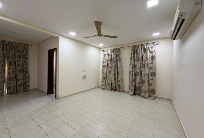 52489269 - Property Image 3