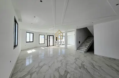 Villa - 5 Bedrooms - 6 Bathrooms for sale in Busaiteen - Muharraq Governorate