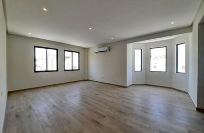 Villa - 4 Bedrooms - 5 Bathrooms for rent in Segaya - Manama - Capital Governorate