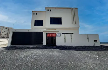 فيلا - 5 غرف نوم - 6 حمامات للبيع في الحد - المحرق