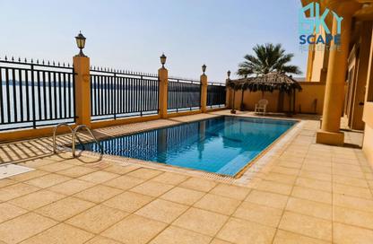 Villa - 6 Bedrooms - 6 Bathrooms for rent in Tubli - Central Governorate