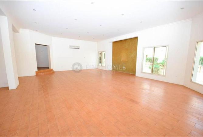 994254 - Property Image 3