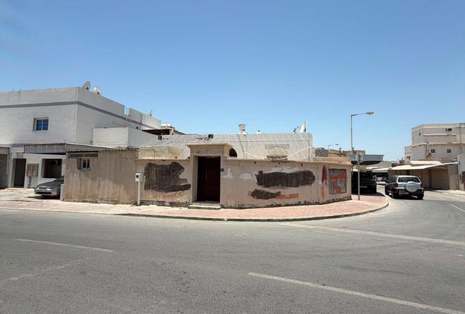 54398241 - Property Main Image
