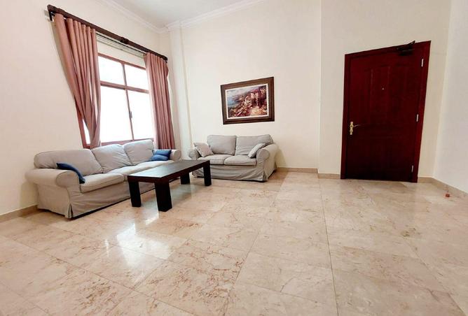 53111526 - Property Image 3