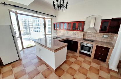 Office Space - Studio - 2 Bathrooms for rent in Seef - Capital Governorate