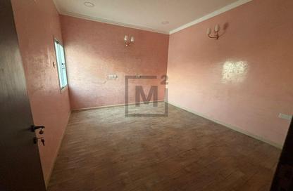 Villa - 5 Bedrooms - 4 Bathrooms for rent in Al Bahair - Riffa - Southern Governorate