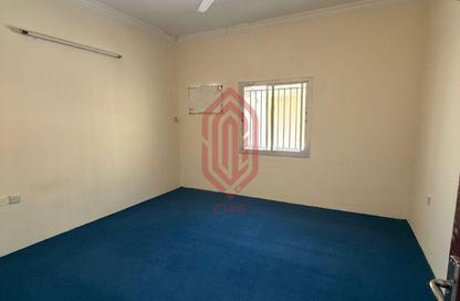 Apartment - 2 Bedrooms - 2 Bathrooms for rent in Isa Town - Central Governorate