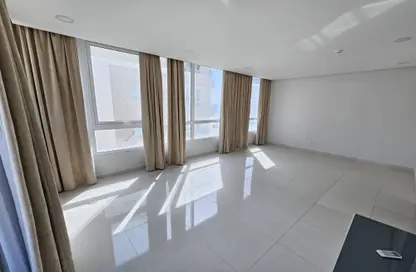 Apartment - 2 Bedrooms - 2 Bathrooms for rent in Hidd - Muharraq Governorate