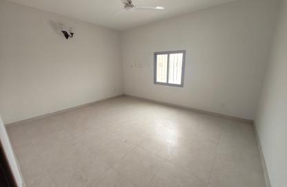 Apartment - 3 Bedrooms - 2 Bathrooms for rent in Sanad - Central Governorate