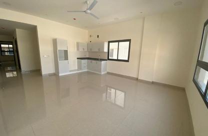 Apartment - 2 Bedrooms - 2 Bathrooms for rent in Janabiya - Northern Governorate