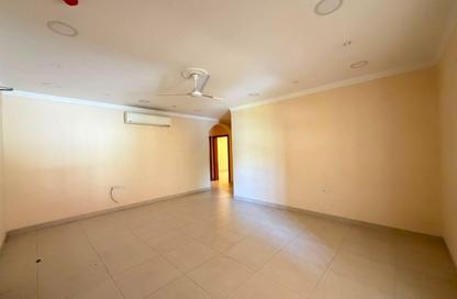 Apartment - 2 Bedrooms - 2 Bathrooms for rent in Janabiya - Northern Governorate Apartment - 2 Bedrooms - 2 Bathrooms for rent in Janabiya - Northern Governorate