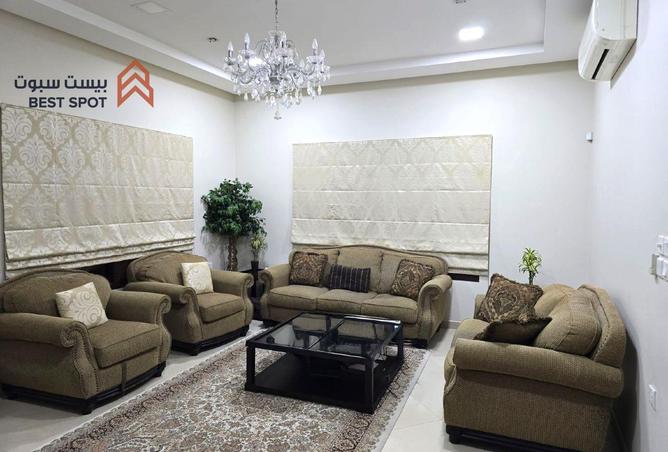 993743 - Property Image 3