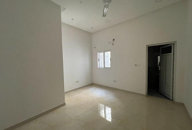 55803020 - Property Image 2