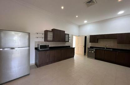 Villa - 4 Bedrooms - 5 Bathrooms for rent in Saar - Northern Governorate