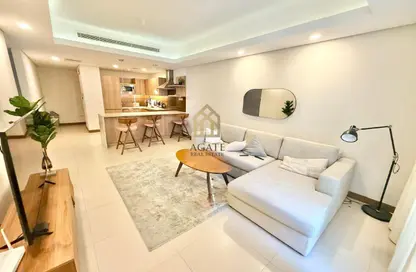 Apartment - 2 Bedrooms - 3 Bathrooms for rent in Busaiteen - Muharraq Governorate Apartment - 2 Bedrooms - 3 Bathrooms for rent in Busaiteen - Muharraq Governorate