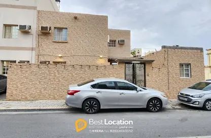 فيلا - 5 غرف نوم - 4 حمامات للبيع في مدينة حمد - المحافظة الشمالية