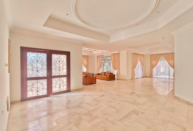 997485 - Property Image 2