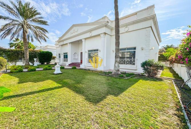 1002405 - Property Image 3