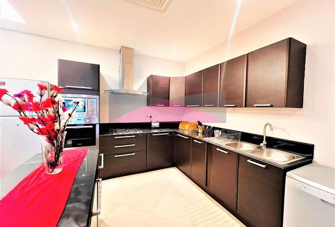 993123 - Property Image 2