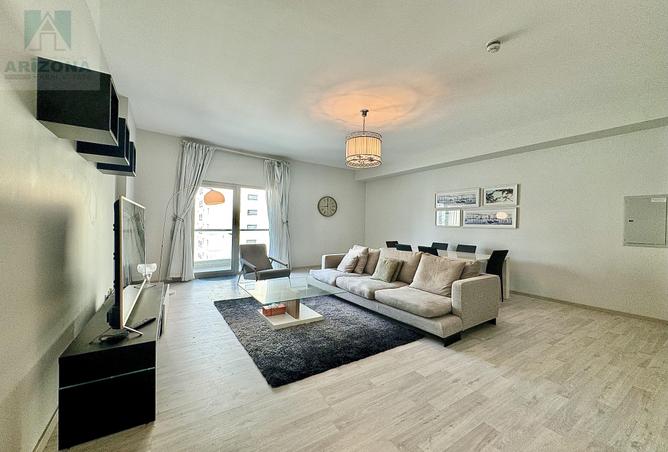 979360 - Property Image 2