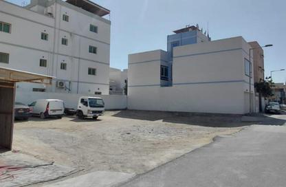 Land - Studio for sale in Sanabis - Manama - Capital Governorate