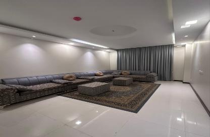 Apartment - 4 Bedrooms - 5 Bathrooms for rent in Alhajiyat - Riffa - Southern Governorate