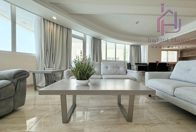 998114 - Property Main Image