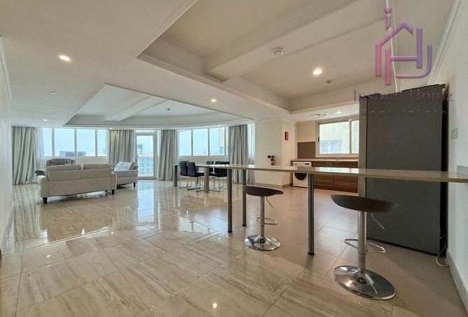 998114 - Property Image 2