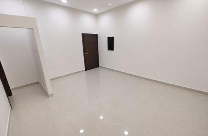 Office Space - Studio - 2 Bathrooms for rent in Sanabis - Manama - Capital Governorate