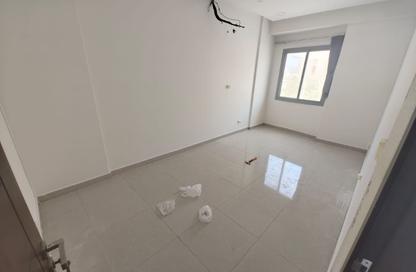 Office Space - Studio - 2 Bathrooms for rent in Sanabis - Manama - Capital Governorate