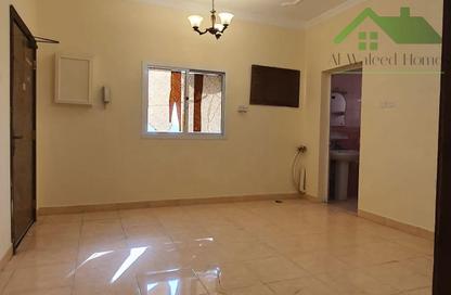 Apartment - 1 Bedroom - 1 Bathroom for rent in Arad - Muharraq Governorate Apartment - 1 Bedroom - 1 Bathroom for rent in Arad - Muharraq Governorate