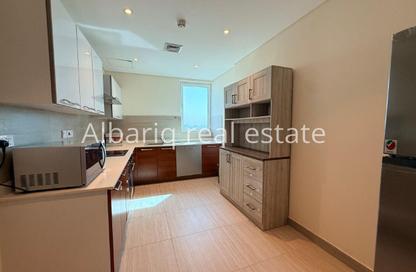 Apartment - 2 Bedrooms - 3 Bathrooms for rent in Al Juffair - Capital Governorate