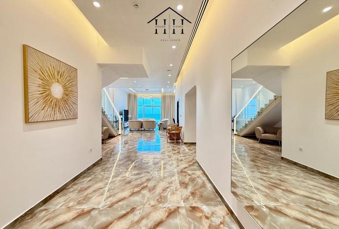 993843 - Property Image 2