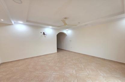Whole Building - 7+ Bedrooms - 7+ Bathrooms for sale in Hidd - Muharraq Governorate