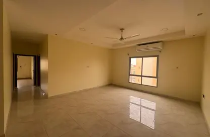 Apartment - 2 Bedrooms - 2 Bathrooms for rent in Tubli - Central Governorate