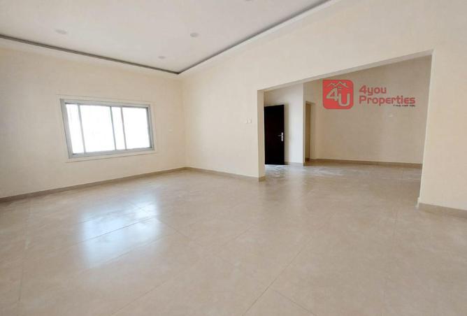 56182860 - Property Image 3