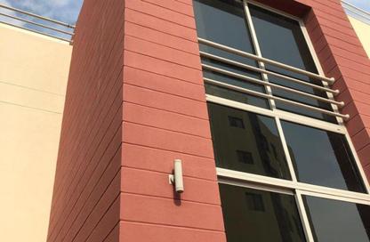 Villa - 3 Bedrooms - 5 Bathrooms for rent in Bu Quwah - Northern Governorate