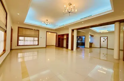 فيلا - 3 غرف نوم - 3 حمامات للايجار في الجنبية - المحافظة الشمالية