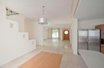 Villa - 4 Bedrooms - 6 Bathrooms for rent in Budaiya - Northern Governorate