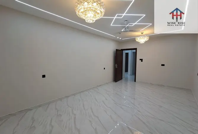 58413957 - Property Image 3