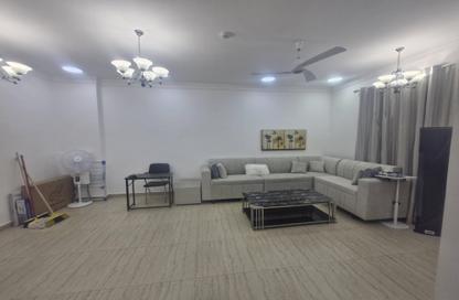 Apartment - 1 Bedroom - 2 Bathrooms for sale in Busaiteen - Muharraq Governorate